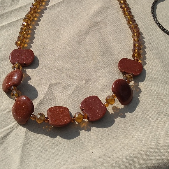 Sparkly! Three Vintage Necklaces, Amber Beads, Silver with Green Stone, … - Picture 6 of 15